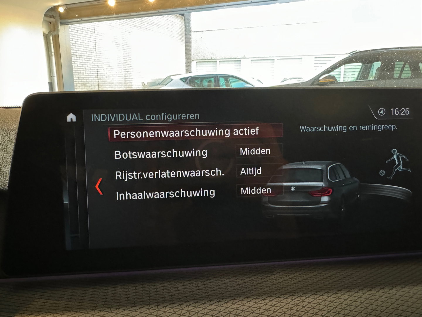 BMW 5 Serie Touring 530i xDrive M Sport High Ex Pano|Sfeer