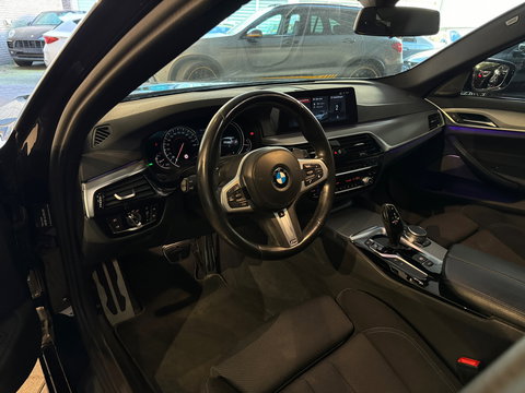 BMW 5 Serie Touring 530i xDrive M Sport High Ex Pano|Sfeer