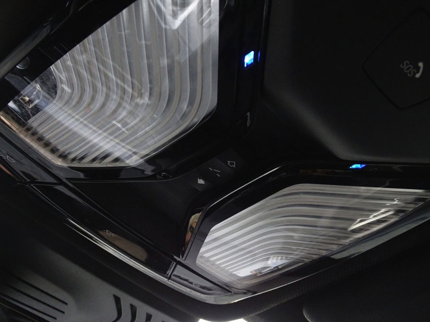 BMW X3 30e 292PK X-drive M-sport / Carbon / 360° / Pano / Harman Kardon