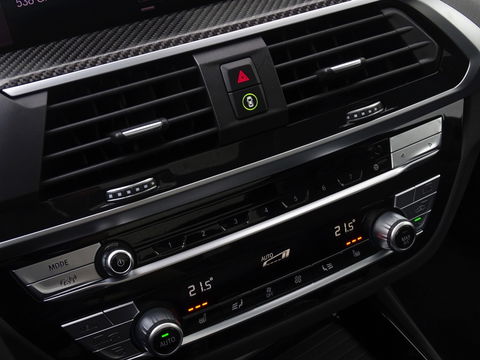 BMW X3 30e 292PK X-drive M-sport / Carbon / 360° / Pano / Harman Kardon