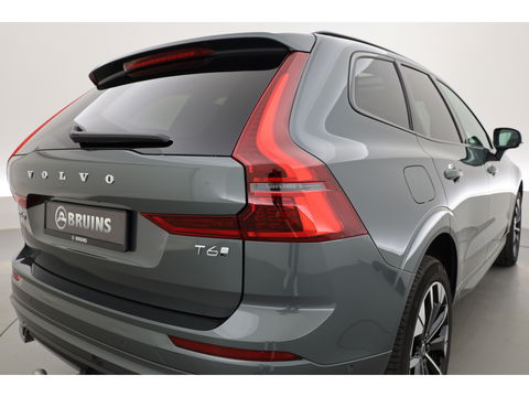 Volvo XC60 2.0 T6 Plug-in hybrid AWD Plus Dark | Facelift | Pano-dak | Trekhaak | 360 camera | Forest Lake |