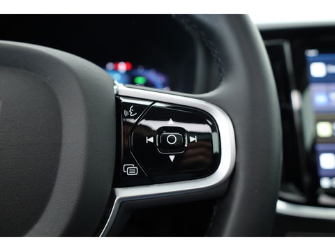 Volvo V60 2.0 T6 Plug-in hybrid AWD Plus Dark | Pano-dak | Head-up | 360 camera | Adap. Cruise | H&K Audio |