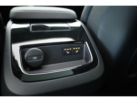 Volvo V60 2.0 T6 Plug-in hybrid AWD Plus Dark | Pano-dak | Head-up | 360 camera | Adap. Cruise | H&K Audio |