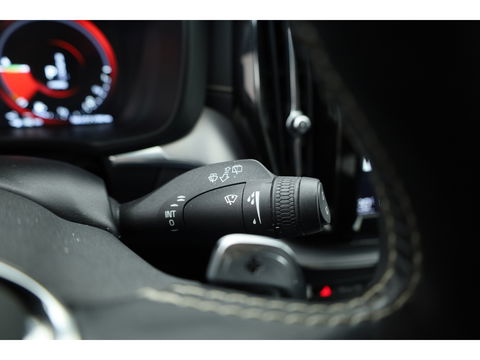 Volvo XC60 2.0 T8 AWD Polestar Engineered | Öhlins | Bowers & Wilkins | 22 inch | Trekhaak | Head-up | Blis | ACC |