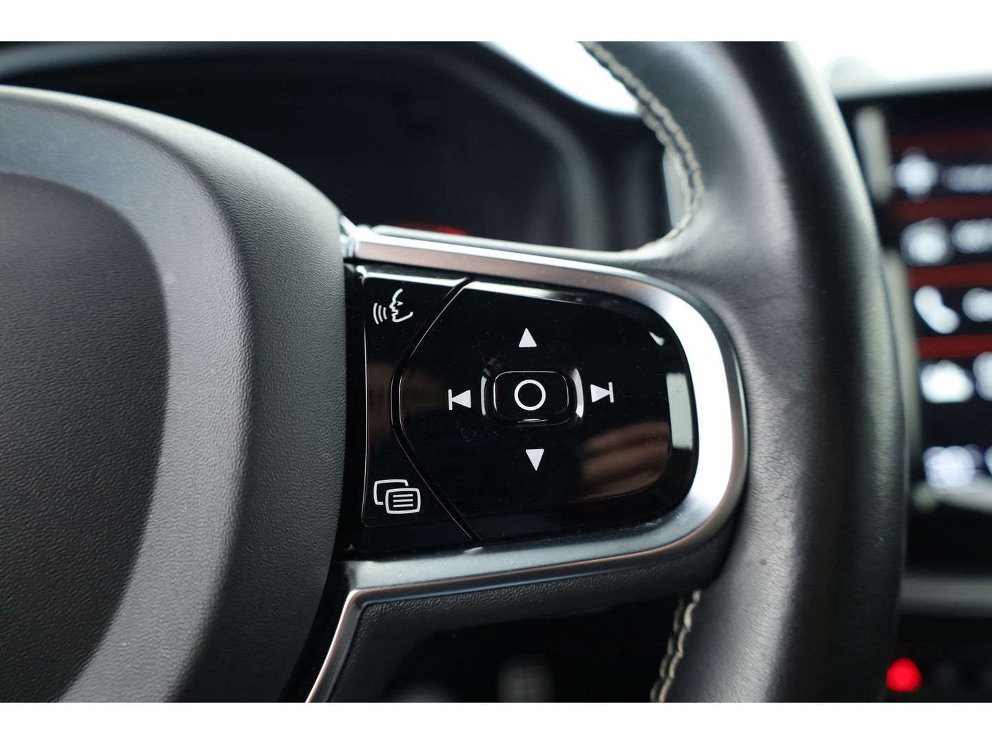 Volvo XC60 2.0 T8 AWD Polestar Engineered | Öhlins | Bowers & Wilkins | 22 inch | Trekhaak | Head-up | Blis | ACC |