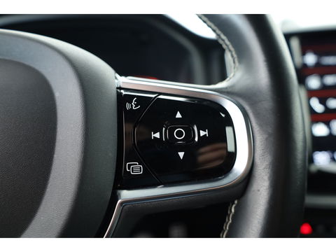 Volvo XC60 2.0 T8 AWD Polestar Engineered | Öhlins | Bowers & Wilkins | 22 inch | Trekhaak | Head-up | Blis | ACC |