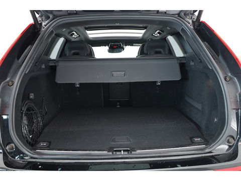 Volvo XC60 2.0 T8 AWD Polestar Engineered | Öhlins | Bowers & Wilkins | 22 inch | Trekhaak | Head-up | Blis | ACC |