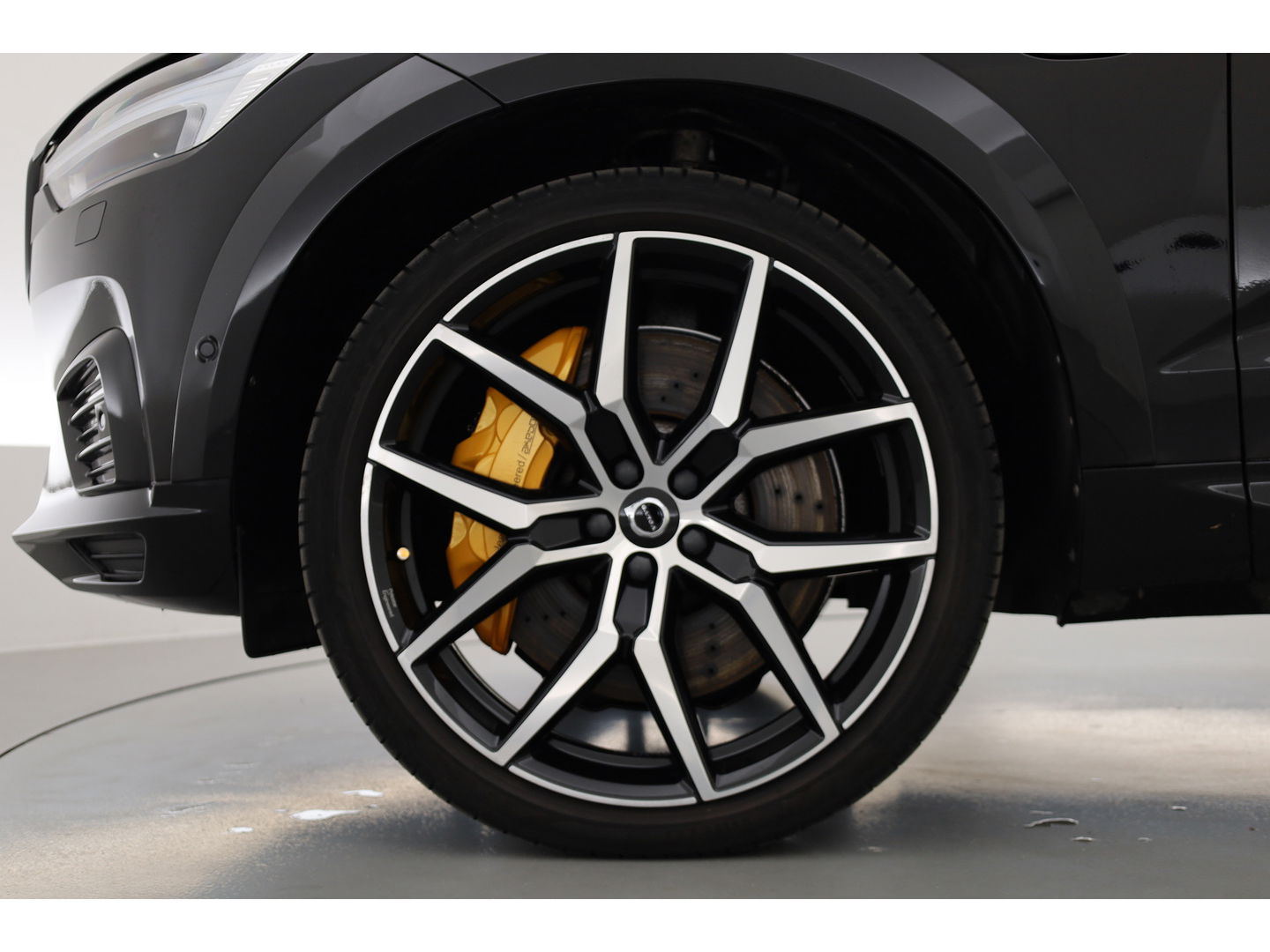 Volvo XC60 2.0 T8 AWD Polestar Engineered | Öhlins | Bowers & Wilkins | 22 inch | Trekhaak | Head-up | Blis | ACC |