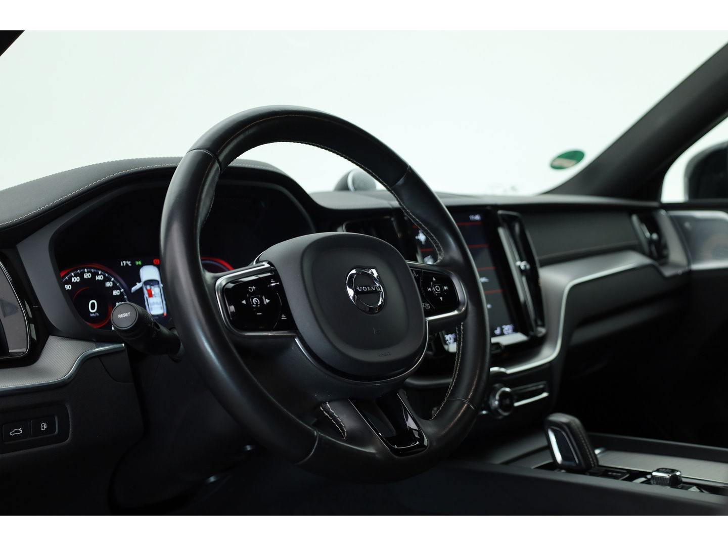 Volvo XC60 2.0 T8 AWD Polestar Engineered | Öhlins | Bowers & Wilkins | 22 inch | Trekhaak | Head-up | Blis | ACC |