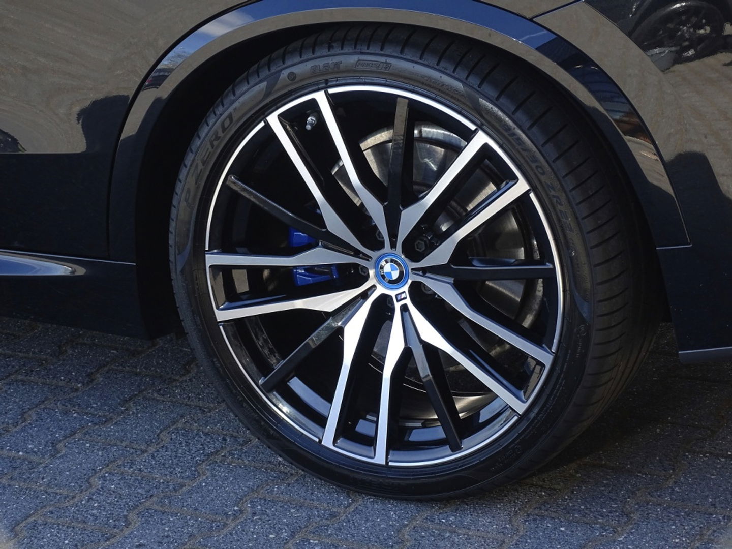 BMW X5 45e 394PK M-Sport / M- Individual / Skylounge / Laser / 360°