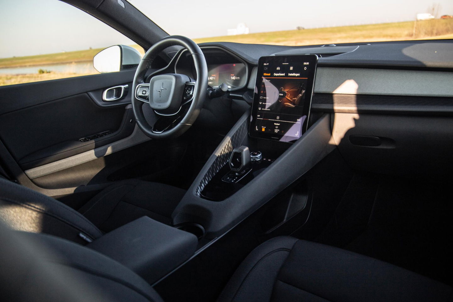 Polestar 2 Standard Range Single Motor 63kWh CAMERA / KEYLESS / NAVI