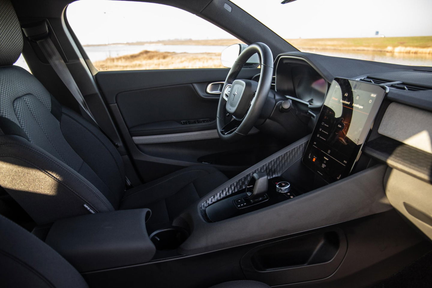 Polestar 2 Standard Range Single Motor 63kWh CAMERA / KEYLESS / NAVI