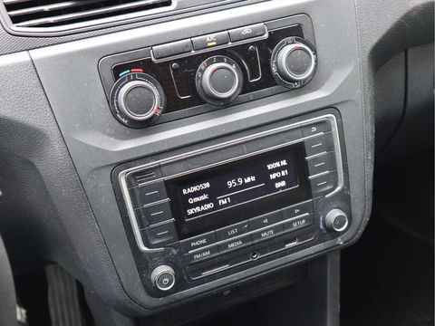 Volkswagen Caddy 2.0 TDI 75pk Euro 6 - Imperiaal - Trekhaak - Airco