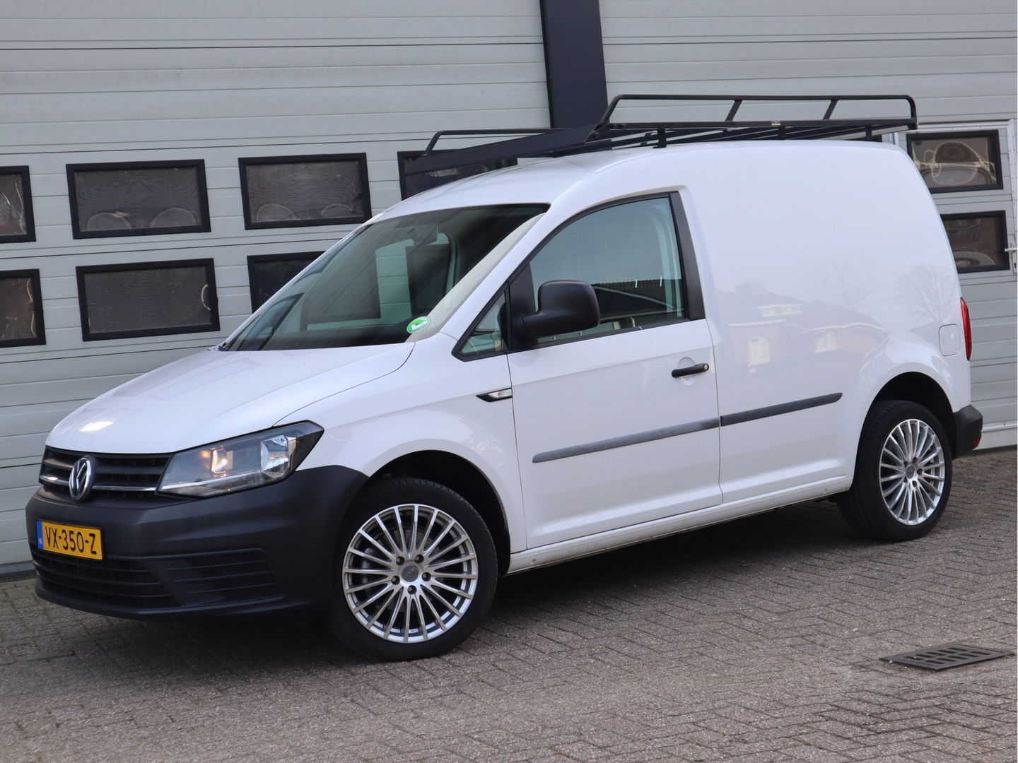 Volkswagen Caddy 2.0 TDI 75pk Euro 6 - Imperiaal - Trekhaak - Airco