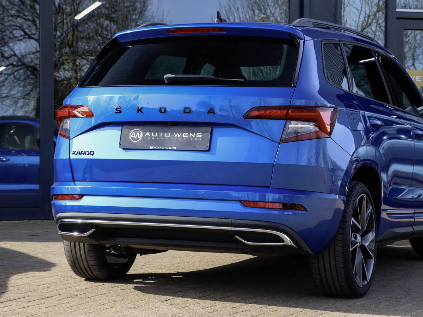 Škoda Karoq 1.5 TSI ACT Sportline DSG Pano Adapt. Cruise Trekhaak Camera Race Blue