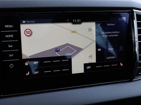 Škoda Karoq 1.5 TSI ACT Sportline DSG Pano Adapt. Cruise Trekhaak Camera Race Blue