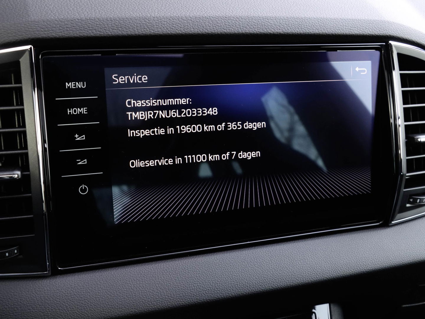 Škoda Karoq 1.5 TSI ACT Sportline DSG Pano Adapt. Cruise Trekhaak Camera Race Blue