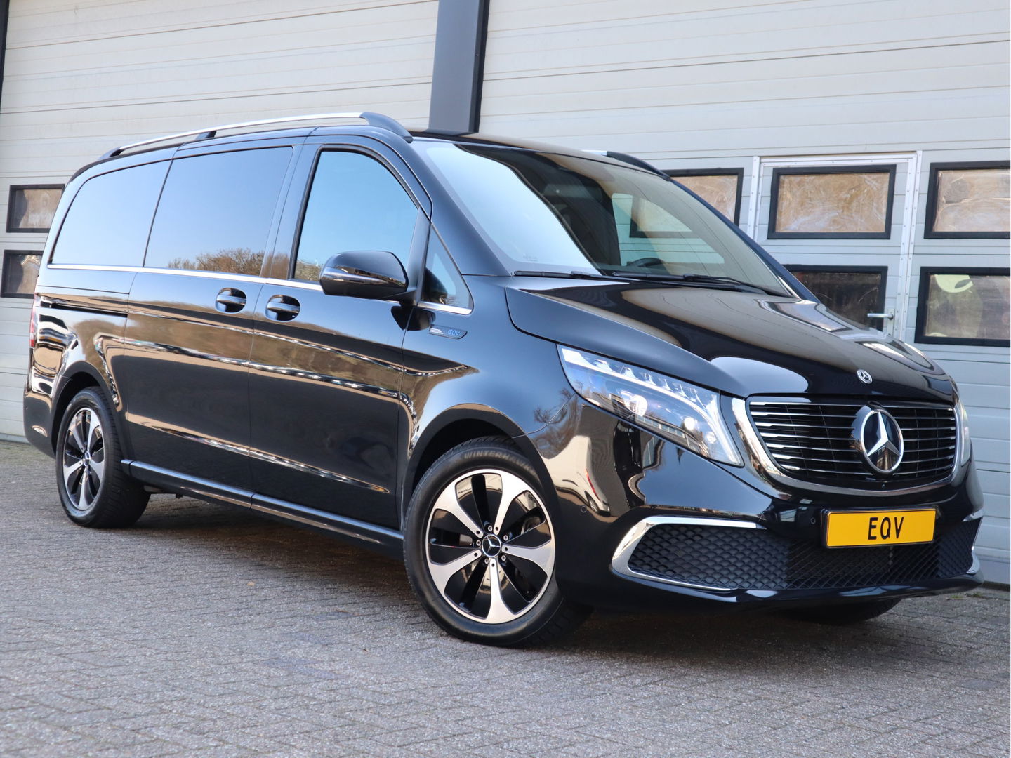 Mercedes-Benz EQV 300 90kWh SoH 96,2 % Lang L2 - 8 Persoons - PANO - Leder - Veel opties