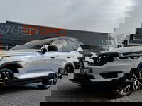 Volvo XC40 - 2.0 B4 Plus Black Edition|Pano|Led|20''|ACC|