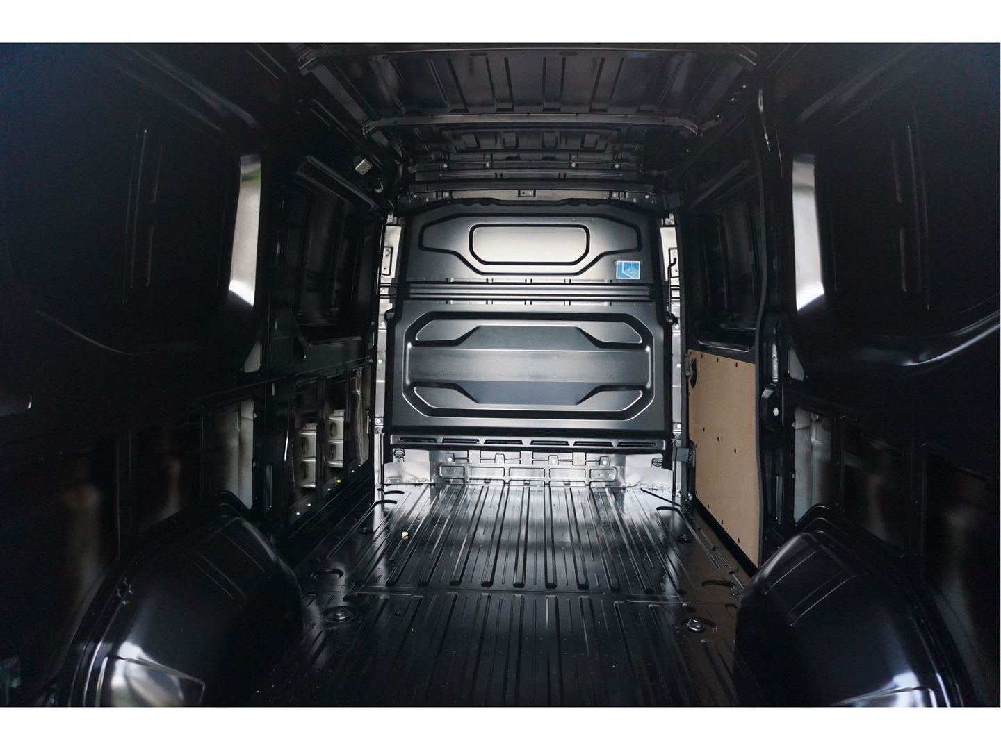 Renault Master T35 170PK L2H2 Black Edition BPM VRIJ!! 10" R-Link Navi, Camera, LED, 17" LM Velgen!!!! Nr. 856