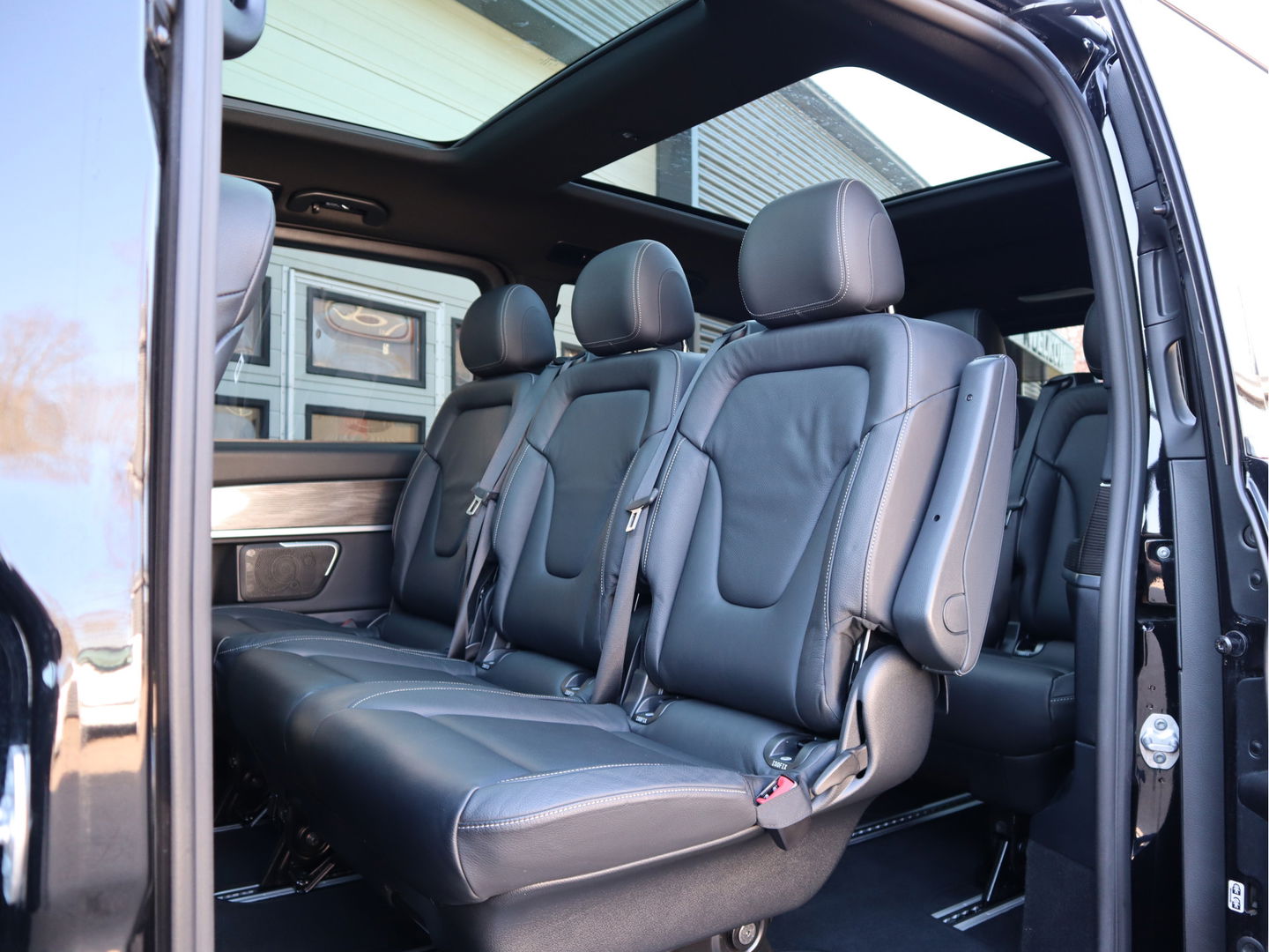 Mercedes-Benz EQV 300 90kWh SoH 96,2 % Lang L2 - 8 Persoons - PANO - Leder - Veel opties