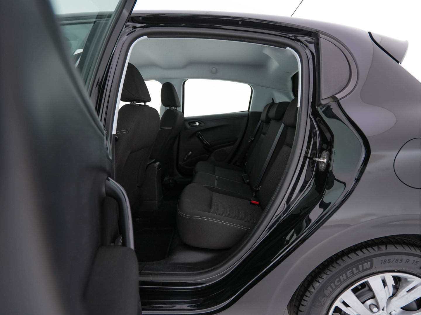 Peugeot 208 1.2 PureTech Blue Lion *AIRCO | NAVI-FULLMAP | COMFORTSEATS | CRUISE | PDC*