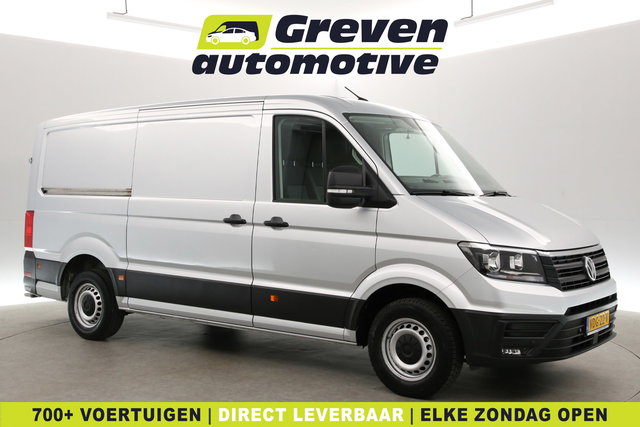 Volkswagen Crafter - 2.0 TDI L3H2 | 140PK | Airco | Cruise | Trekhaak | 3 Zits | Navi | Carplay | Parkeersens.