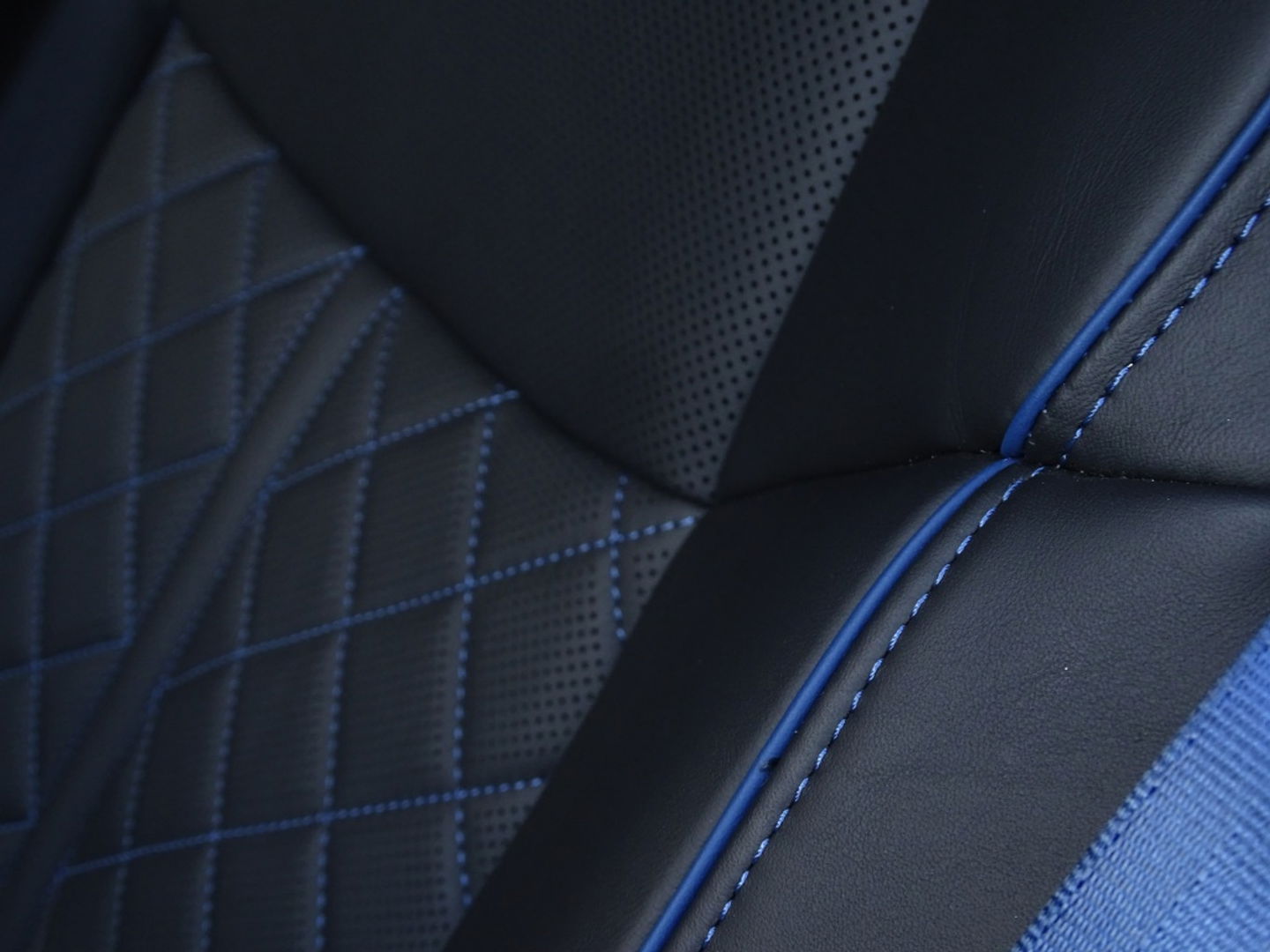 Audi A8 60 TFSie 449PK Quattro / Audi Exclusive / Matrix / B&O / 360°