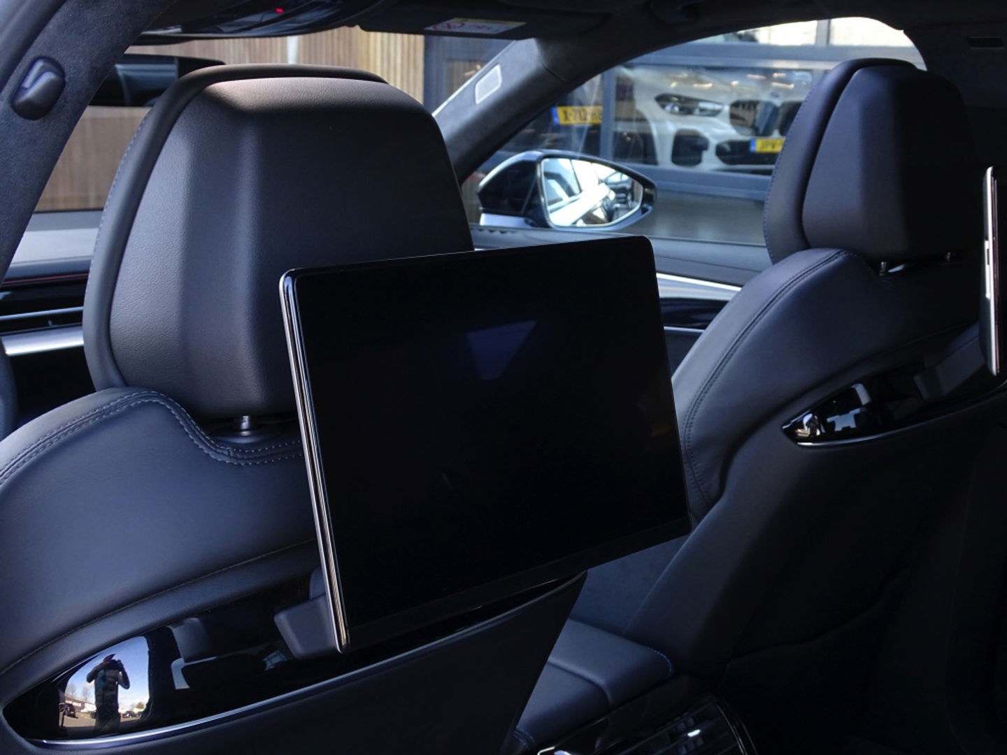 Audi A8 60 TFSie 449PK Quattro / Audi Exclusive / Matrix / B&O / 360°