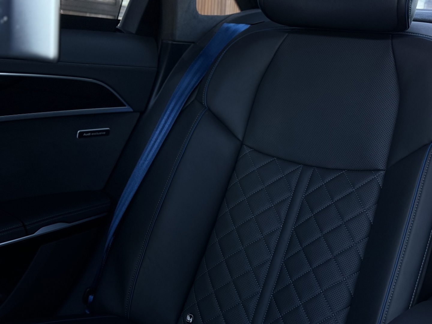 Audi A8 60 TFSie 449PK Quattro / Audi Exclusive / Matrix / B&O / 360°