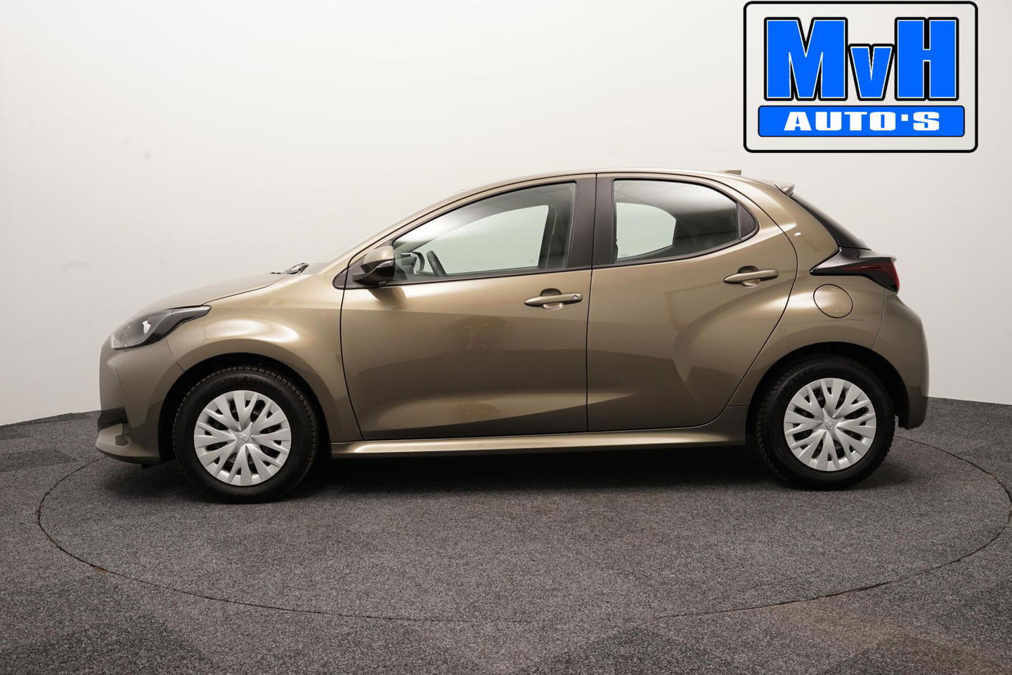 Toyota Yaris 1.5 VVT-i Active|CAMERA|ADAP.CRUISE|CARPLAY|NAP