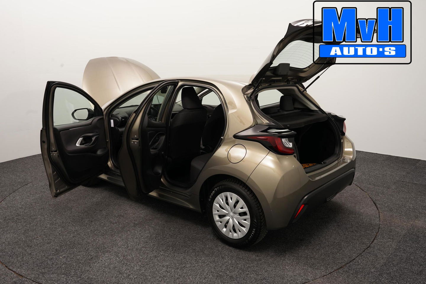 Toyota Yaris 1.5 VVT-i Active|CAMERA|ADAP.CRUISE|CARPLAY|NAP