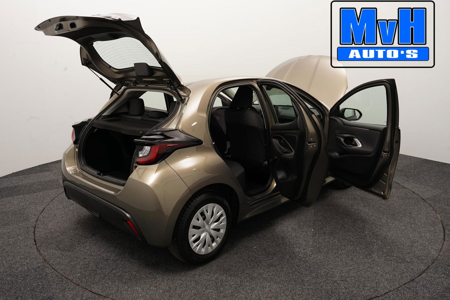 Toyota Yaris 1.5 VVT-i Active|CAMERA|ADAP.CRUISE|CARPLAY|NAP