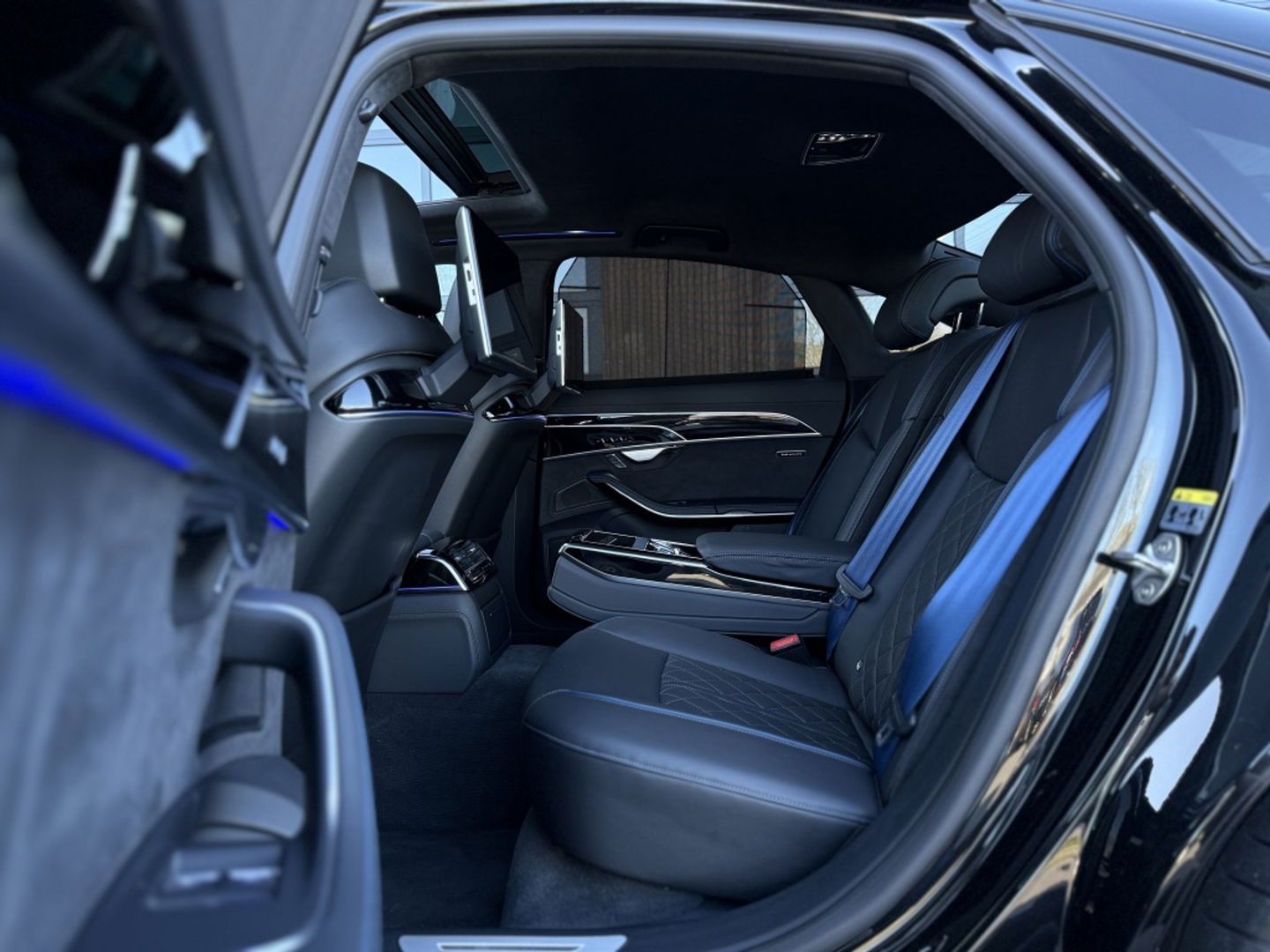 Audi A8 60 TFSie 449PK Quattro / Audi Exclusive / Matrix / B&O / 360°