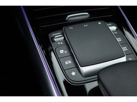 Mercedes-Benz EQA 250 Business Solution AMG 67 kWh | SOH 95.5% | Dig. Cockpit | Pano | Elek. Trekhaak | Stoelverw. | Adapt. Cruise | Camera | 18''