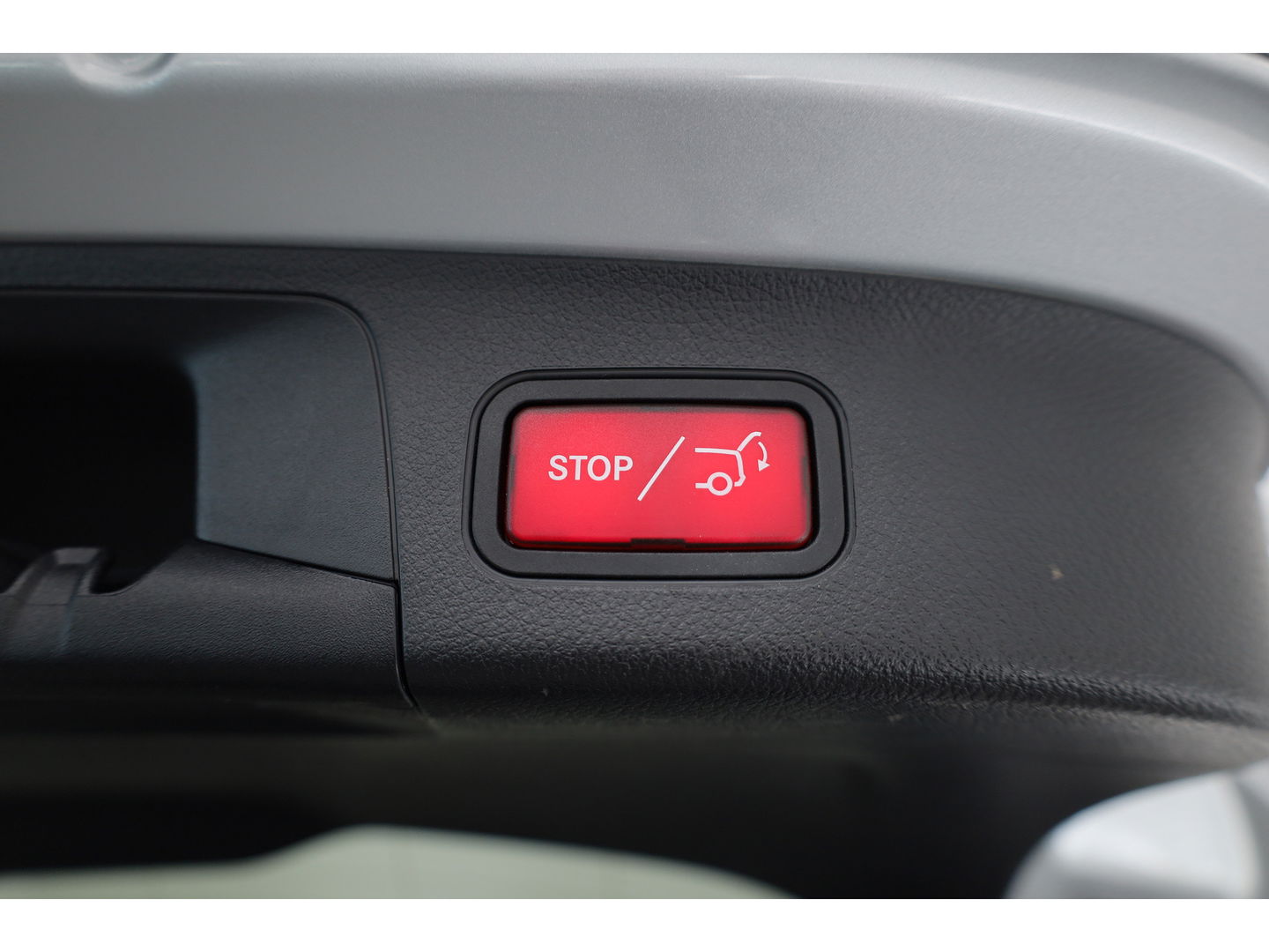 Mercedes-Benz EQA 250 Business Solution AMG 67 kWh | SOH 95.5% | Dig. Cockpit | Pano | Elek. Trekhaak | Stoelverw. | Adapt. Cruise | Camera | 18''