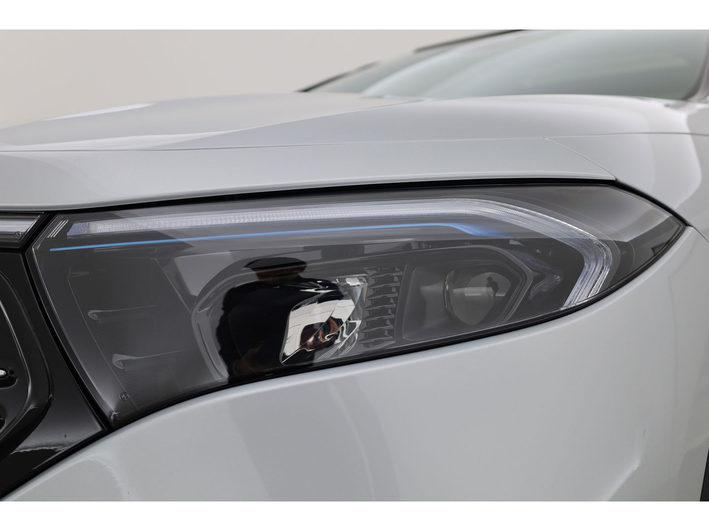 Mercedes-Benz EQA 250 Business Solution AMG 67 kWh | SOH 95.5% | Dig. Cockpit | Pano | Elek. Trekhaak | Stoelverw. | Adapt. Cruise | Camera | 18''