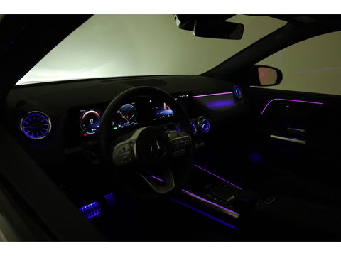 Mercedes-Benz EQA 250 Business Solution AMG 67 kWh | SOH 95.5% | Dig. Cockpit | Pano | Elek. Trekhaak | Stoelverw. | Adapt. Cruise | Camera | 18''