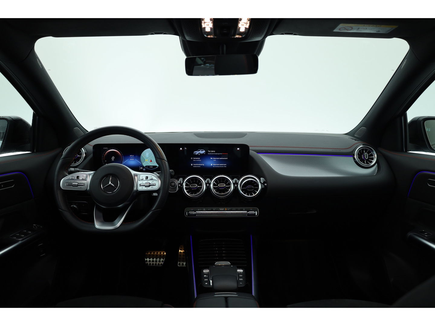 Mercedes-Benz EQA 250 Business Solution AMG 67 kWh | SOH 95.5% | Dig. Cockpit | Pano | Elek. Trekhaak | Stoelverw. | Adapt. Cruise | Camera | 18''