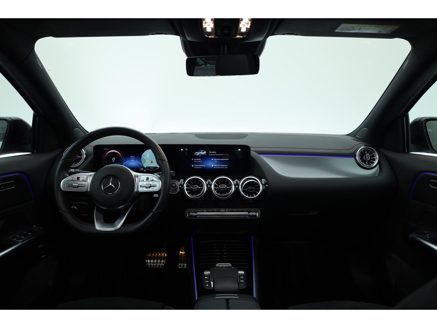 Mercedes-Benz EQA 250 Business Solution AMG 67 kWh | SOH 95.5% | Dig. Cockpit | Pano | Elek. Trekhaak | Stoelverw. | Adapt. Cruise | Camera | 18''