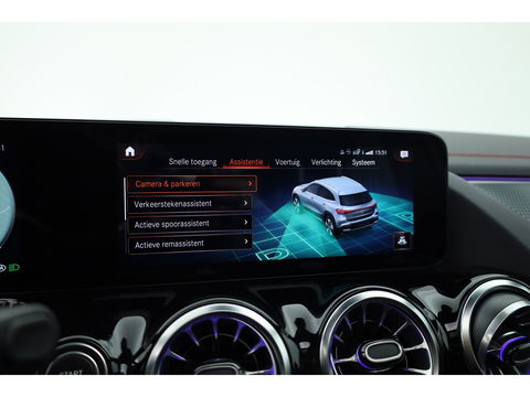 Mercedes-Benz EQA 250 Business Solution AMG 67 kWh | SOH 95.5% | Dig. Cockpit | Pano | Elek. Trekhaak | Stoelverw. | Adapt. Cruise | Camera | 18''