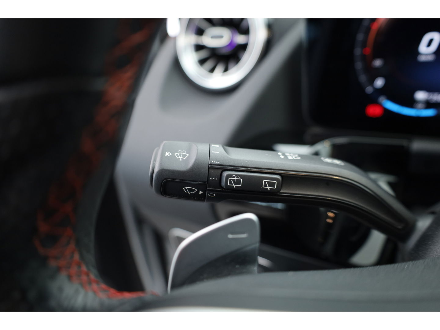 Mercedes-Benz EQA 250 Business Solution AMG 67 kWh | SOH 95.5% | Dig. Cockpit | Pano | Elek. Trekhaak | Stoelverw. | Adapt. Cruise | Camera | 18''