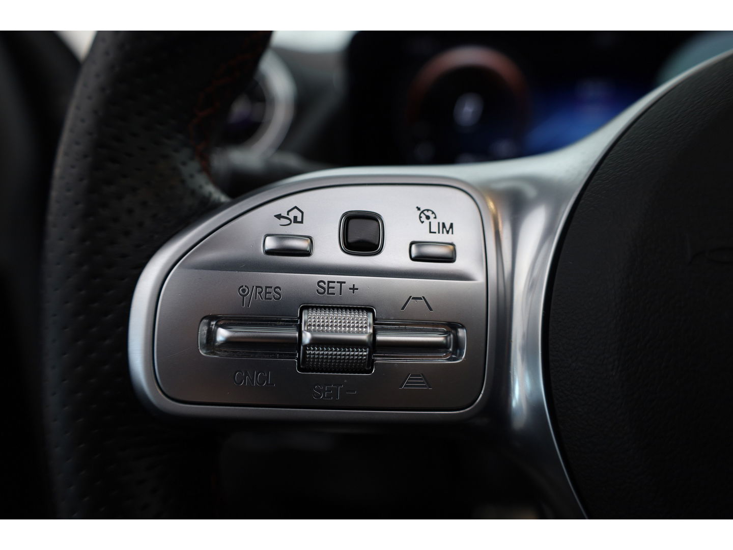 Mercedes-Benz EQA 250 Business Solution AMG 67 kWh | SOH 95.5% | Dig. Cockpit | Pano | Elek. Trekhaak | Stoelverw. | Adapt. Cruise | Camera | 18''