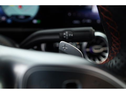 Mercedes-Benz EQA 250 Business Solution AMG 67 kWh | SOH 95.5% | Dig. Cockpit | Pano | Elek. Trekhaak | Stoelverw. | Adapt. Cruise | Camera | 18''