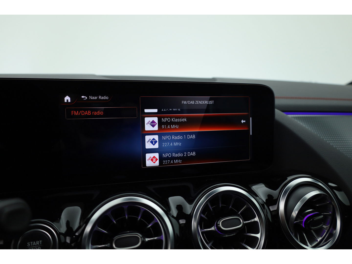 Mercedes-Benz EQA 250 Business Solution AMG 67 kWh | SOH 95.5% | Dig. Cockpit | Pano | Elek. Trekhaak | Stoelverw. | Adapt. Cruise | Camera | 18''