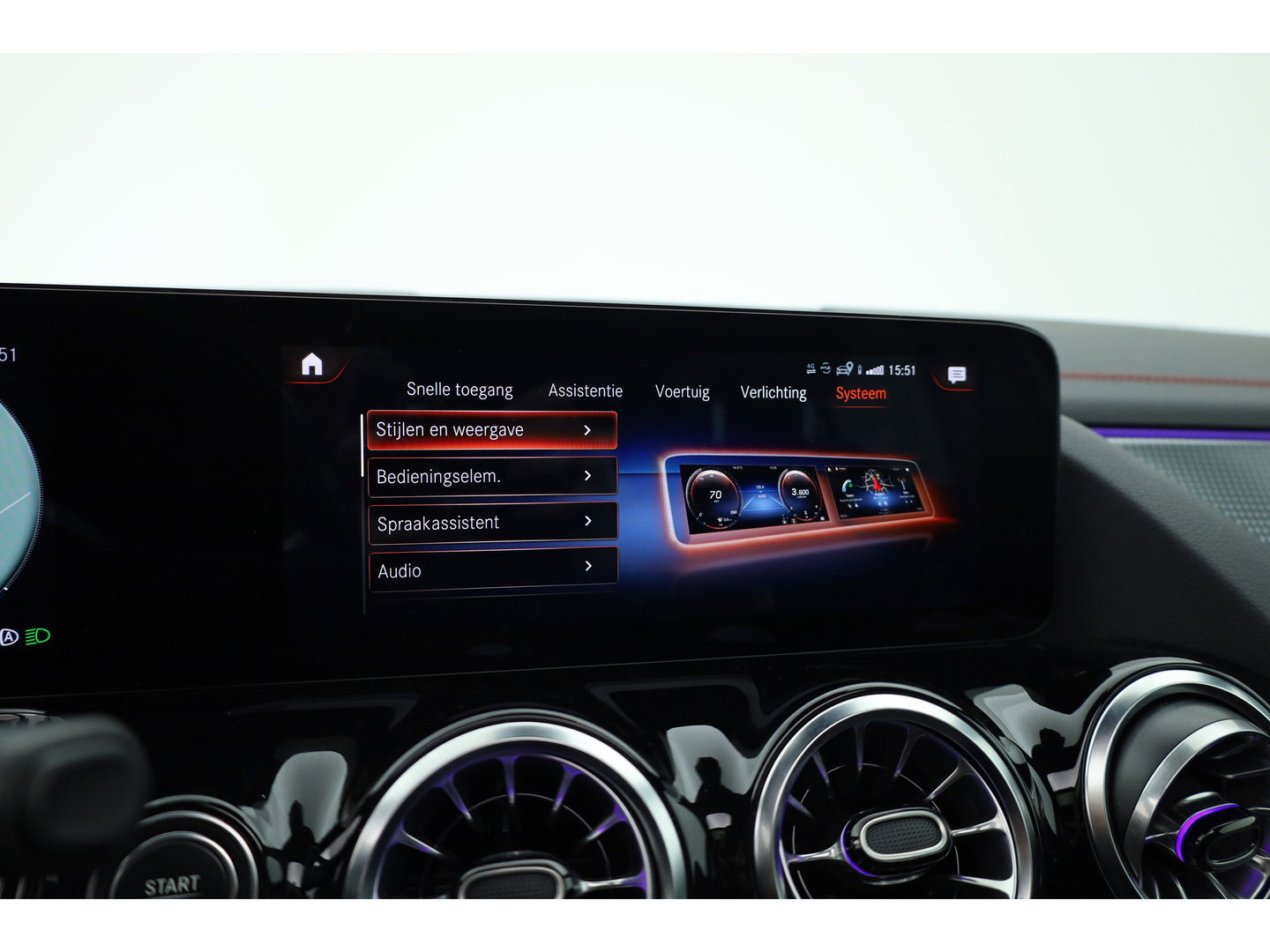 Mercedes-Benz EQA 250 Business Solution AMG 67 kWh | SOH 95.5% | Dig. Cockpit | Pano | Elek. Trekhaak | Stoelverw. | Adapt. Cruise | Camera | 18''