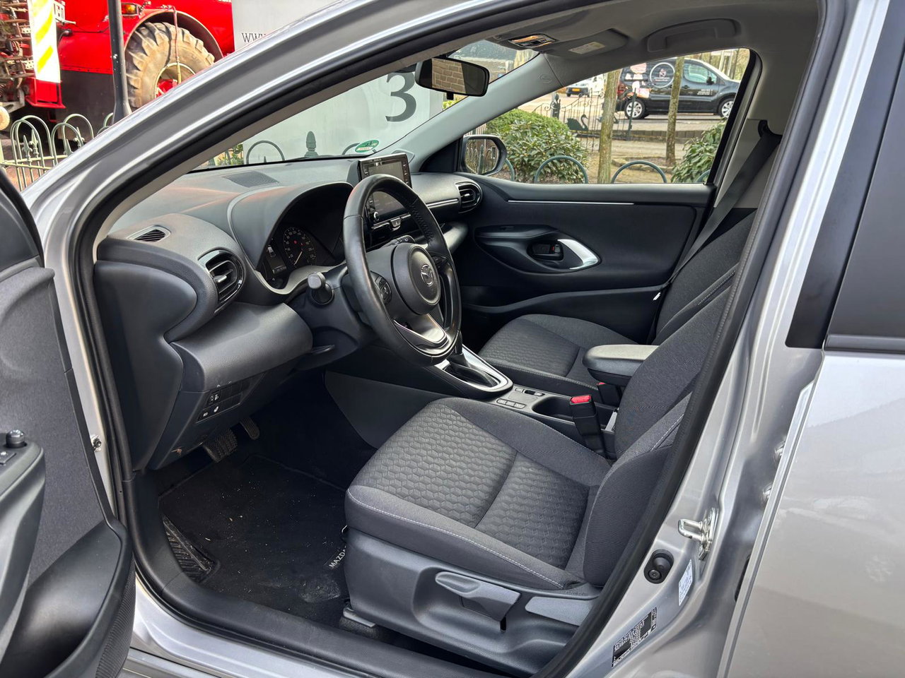 Mazda 2 Hybrid