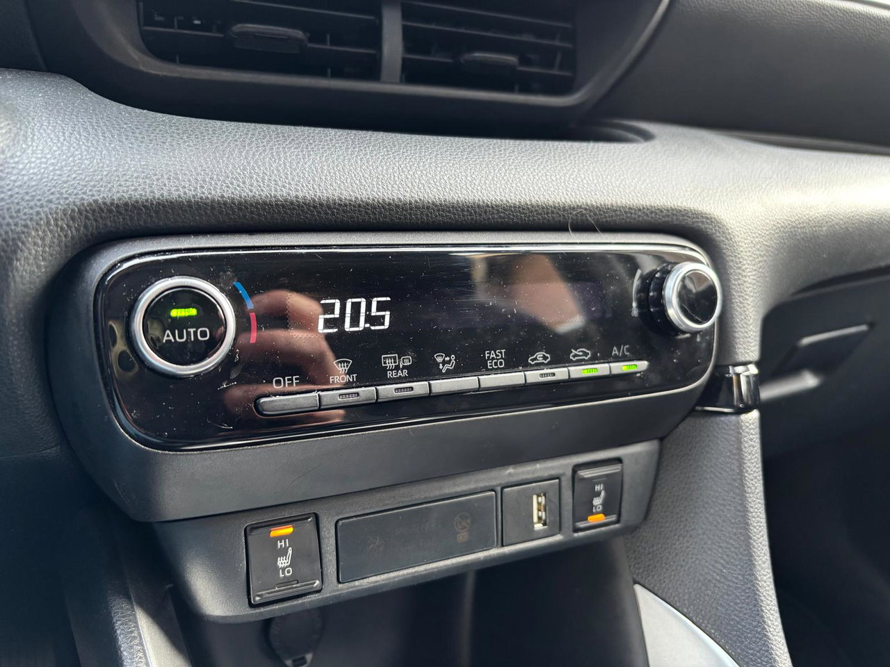 Mazda 2 Hybrid