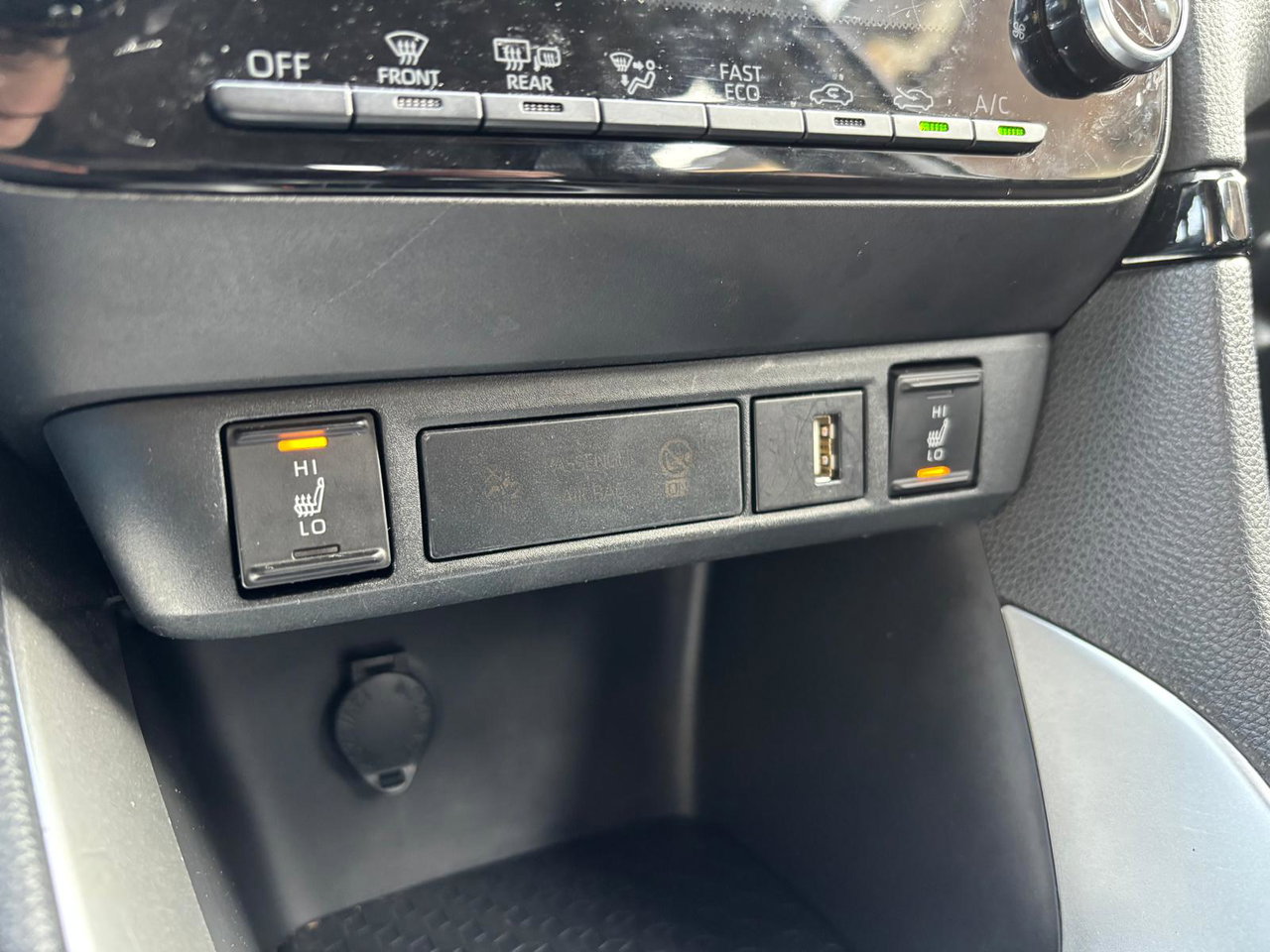 Mazda 2 Hybrid