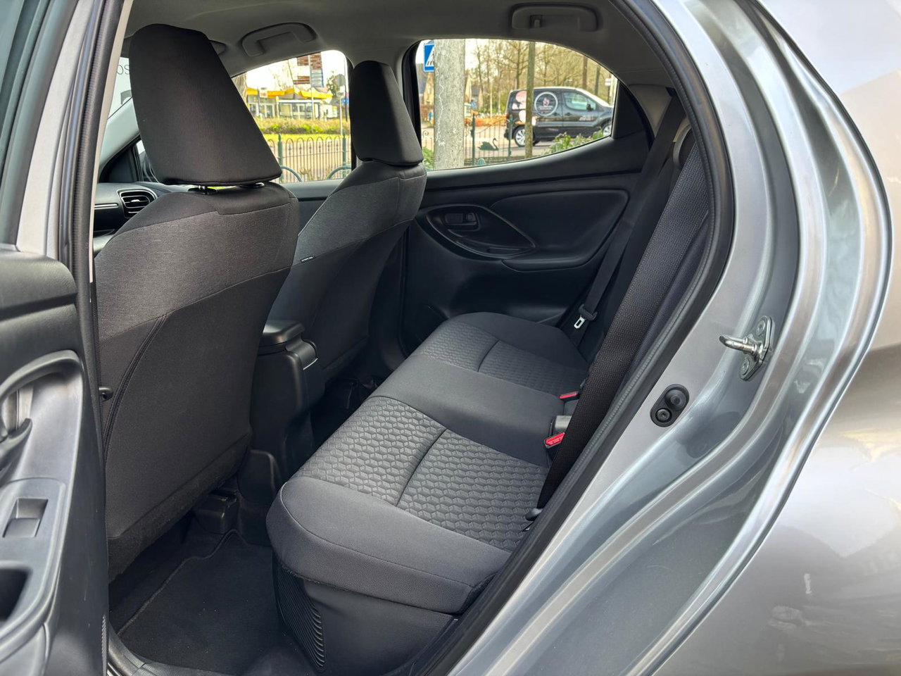Mazda 2 Hybrid